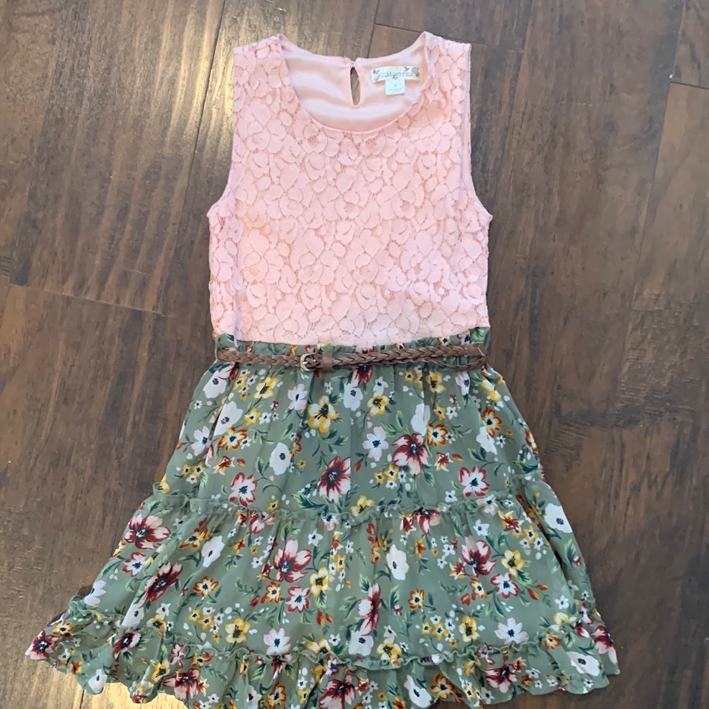 Knitworks Girls Size 8 Belted Dress